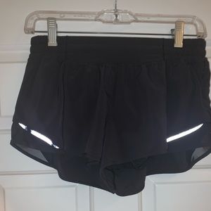 Lululemon Hotty Hot Low-Rise Shorts